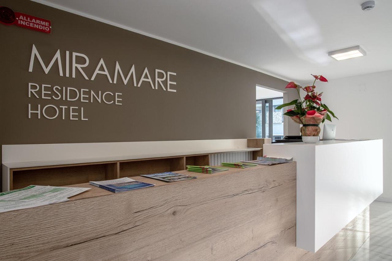 Aparthotel Miramare Градо Экстерьер фото